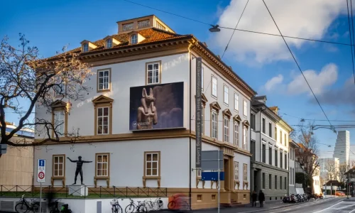 Extensive Museums